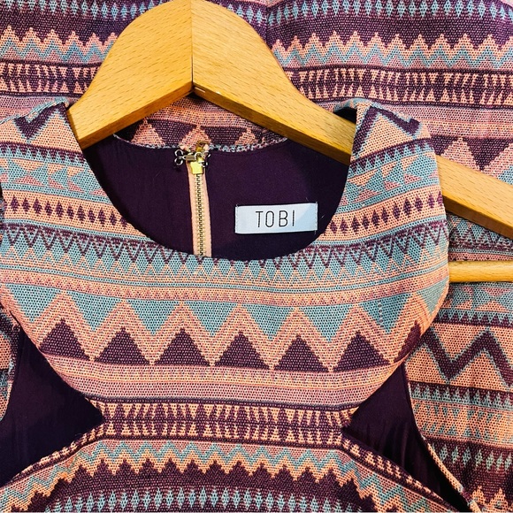 ⚫️ EUC Tobi Aztec Tribal Chevron Romper Dress - Picture 3 of 5